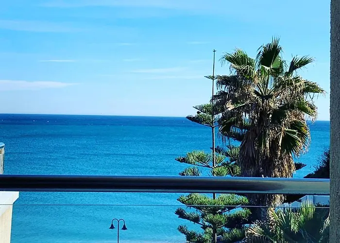 Apartment La Roca Chica First Line Bajondillo & Cosy