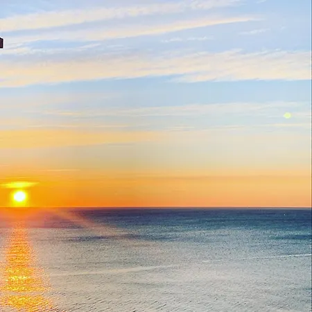 Apartamento La Roca Chica First Line Bajondillo & Cosy *