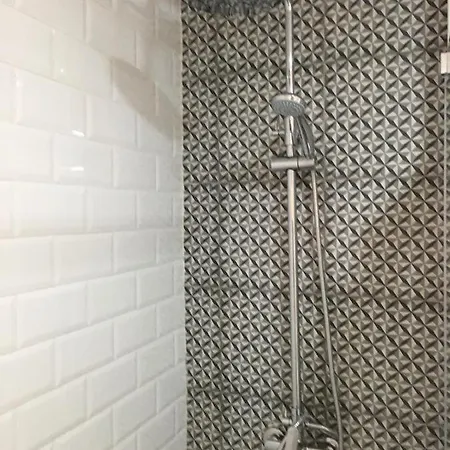 Apartamento La Roca Chica First Line Bajondillo & Cosy *