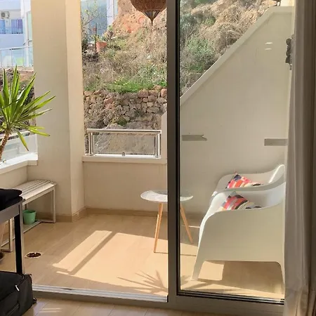 La Roca Chica First Line Bajondillo & Cosy *