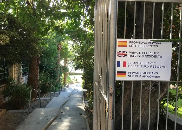 La Roca Chica First Line Bajondillo & Cosy Apartment